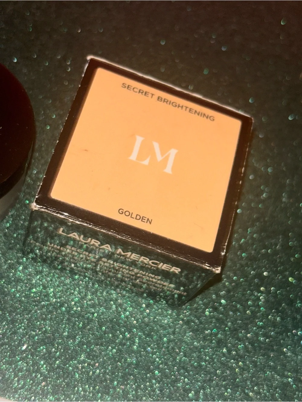 Laura Mercier Secret Brightening Under Eye Setting Powder in Golden